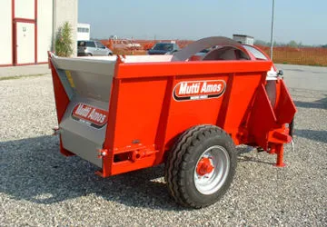 Small manure spreaders